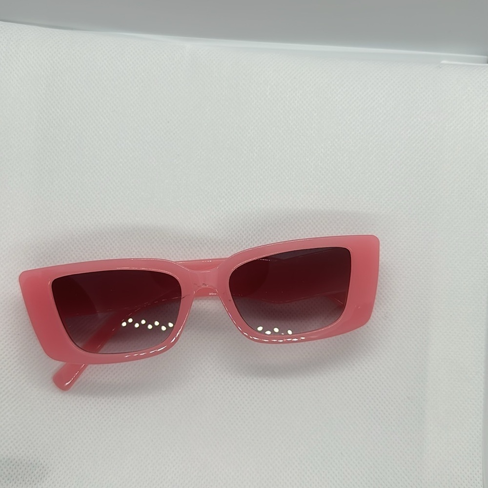 Pink Cat Eye Sunglasses - Retro 400 UV Protection - Trendy Fashion Shades - Picture 7 of 9